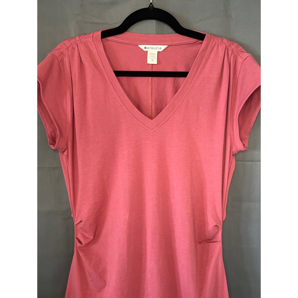 Athleta Effortless Tee Dress Size M Berry rose - Picture 2 of 4